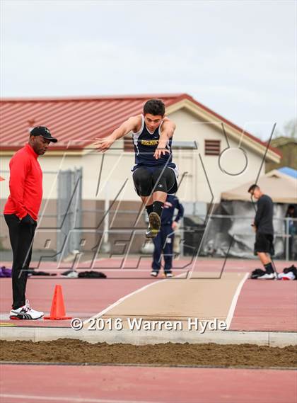 Thumbnail 2 in Mark Macres Invitational photogallery.
