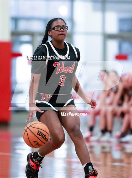 Thumbnail 2 in Taft vs Hart (West Coast Varsity Girls Basketball Tournament) photogallery.