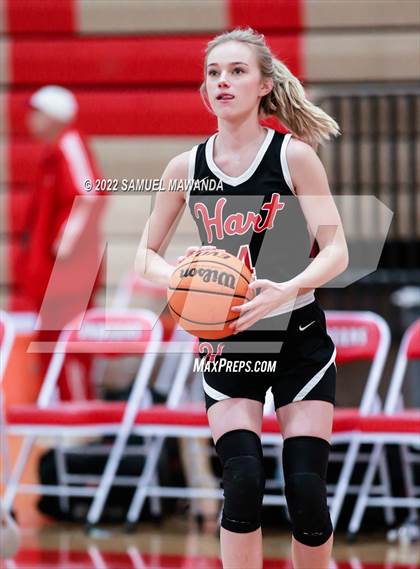 Thumbnail 1 in Taft vs Hart (West Coast Varsity Girls Basketball Tournament) photogallery.