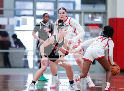 Thumbnail 1 in Taft vs Hart (West Coast Varsity Girls Basketball Tournament) photogallery.