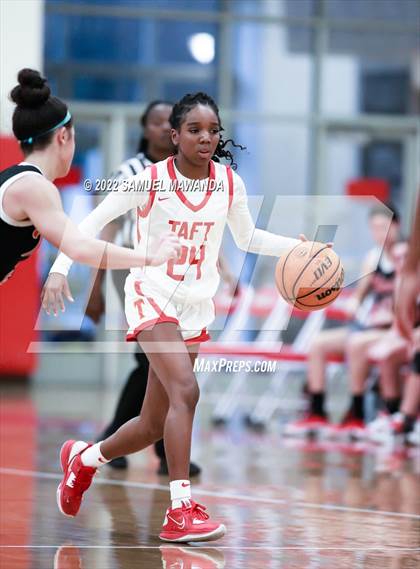 Thumbnail 1 in Taft vs Hart (West Coast Varsity Girls Basketball Tournament) photogallery.