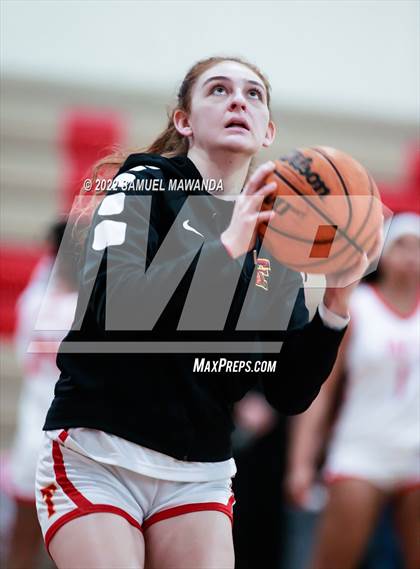 Thumbnail 2 in Taft vs Hart (West Coast Varsity Girls Basketball Tournament) photogallery.