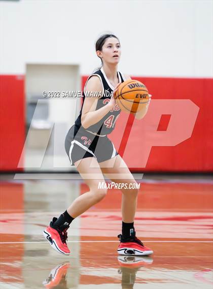 Thumbnail 1 in Taft vs Hart (West Coast Varsity Girls Basketball Tournament) photogallery.