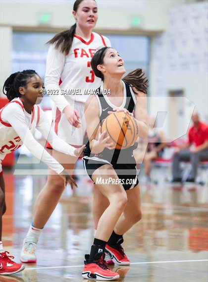 Thumbnail 2 in Taft vs Hart (West Coast Varsity Girls Basketball Tournament) photogallery.