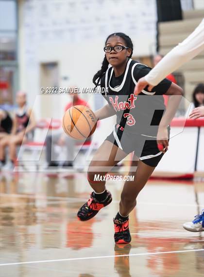 Thumbnail 1 in Taft vs Hart (West Coast Varsity Girls Basketball Tournament) photogallery.