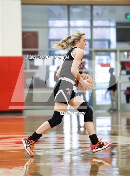 Thumbnail 3 in Taft vs Hart (West Coast Varsity Girls Basketball Tournament) photogallery.