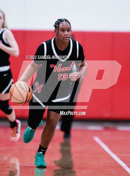 Thumbnail 1 in Taft vs Hart (West Coast Varsity Girls Basketball Tournament) photogallery.