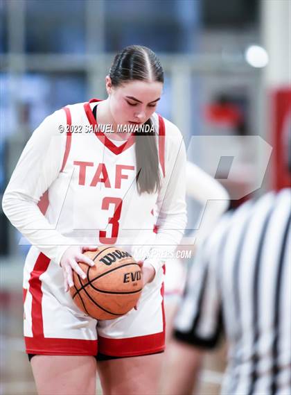 Thumbnail 2 in Taft vs Hart (West Coast Varsity Girls Basketball Tournament) photogallery.