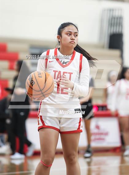 Thumbnail 2 in Taft vs Hart (West Coast Varsity Girls Basketball Tournament) photogallery.