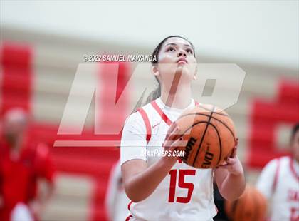 Thumbnail 1 in Taft vs Hart (West Coast Varsity Girls Basketball Tournament) photogallery.