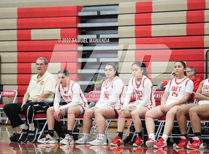 Thumbnail 2 in Taft vs Hart (West Coast Varsity Girls Basketball Tournament) photogallery.