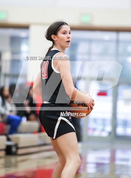Thumbnail 1 in Taft vs Hart (West Coast Varsity Girls Basketball Tournament) photogallery.