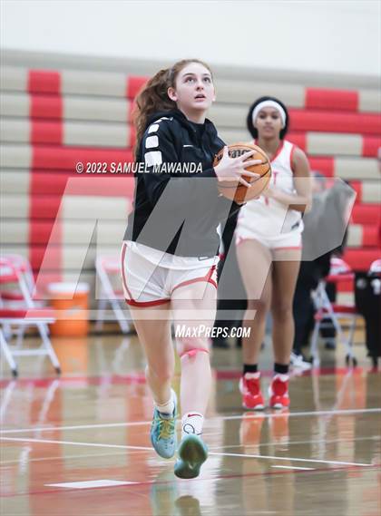 Thumbnail 3 in Taft vs Hart (West Coast Varsity Girls Basketball Tournament) photogallery.
