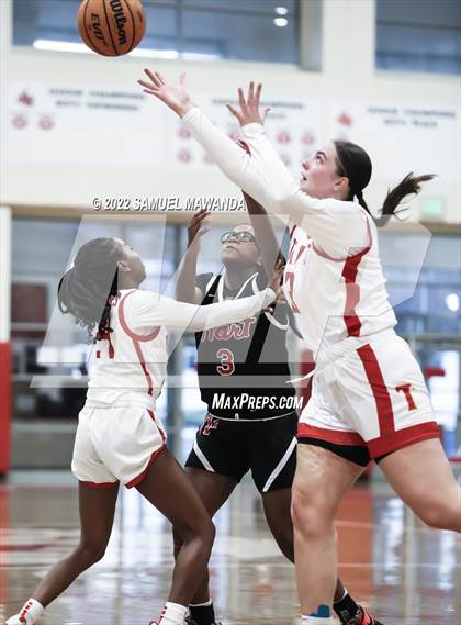 Thumbnail 3 in Taft vs Hart (West Coast Varsity Girls Basketball Tournament) photogallery.