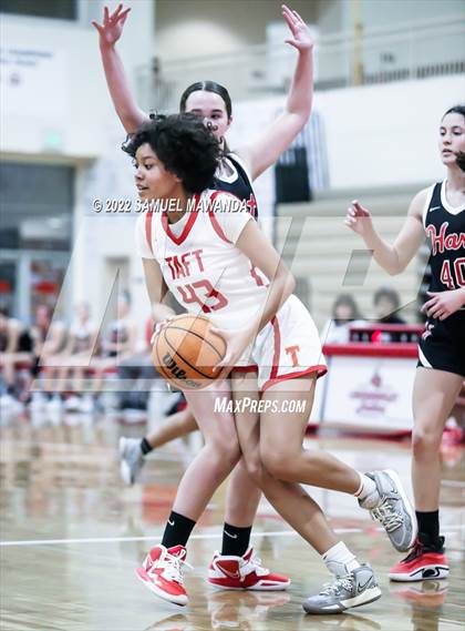 Thumbnail 2 in Taft vs Hart (West Coast Varsity Girls Basketball Tournament) photogallery.