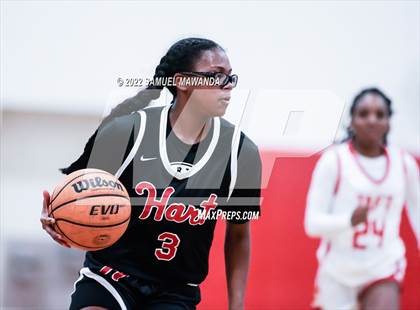 Thumbnail 2 in Taft vs Hart (West Coast Varsity Girls Basketball Tournament) photogallery.
