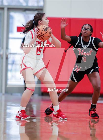 Thumbnail 1 in Taft vs Hart (West Coast Varsity Girls Basketball Tournament) photogallery.