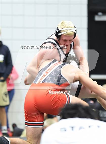 Thumbnail 3 in Middle Creek vs Croatan (Blood Pernu Duals) photogallery.