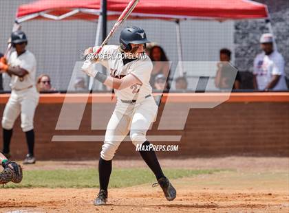 Thumbnail 3 in Greenbrier @ Kell (GHSA 5A Quarterfinal - Game 1) photogallery.