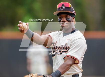 Thumbnail 1 in Greenbrier @ Kell (GHSA 5A Quarterfinal - Game 1) photogallery.