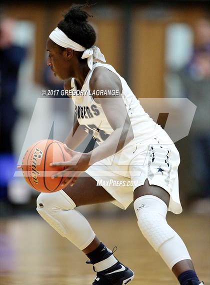 Thumbnail 3 in Liberty vs Lone Star photogallery.