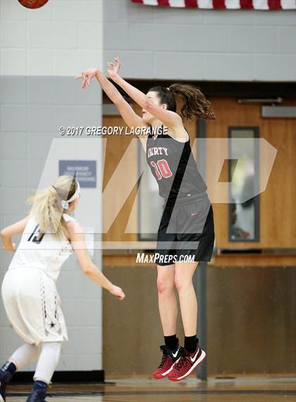 Thumbnail 3 in Liberty vs Lone Star photogallery.