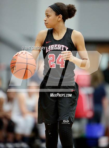 Thumbnail 3 in Liberty vs Lone Star photogallery.