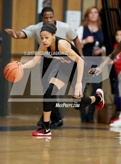 Thumbnail 2 in Liberty vs Lone Star photogallery.