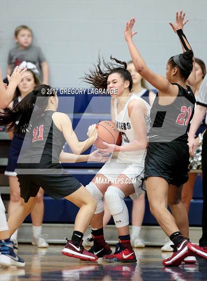 Thumbnail 2 in Liberty vs Lone Star photogallery.