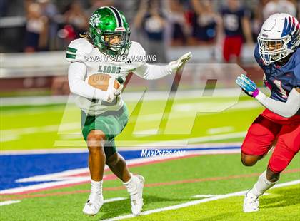 Thumbnail 3 in Livingston @ Hardin-Jefferson photogallery.