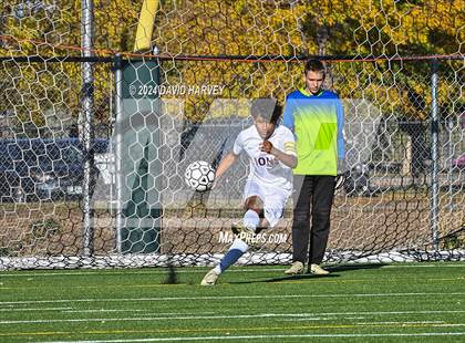 Thumbnail 1 in Littleton @ Bear Creek photogallery.