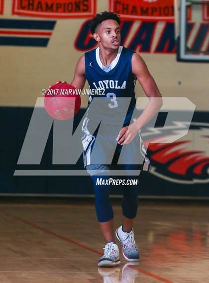 Thumbnail 1 in Loyola @ Chaminade photogallery.