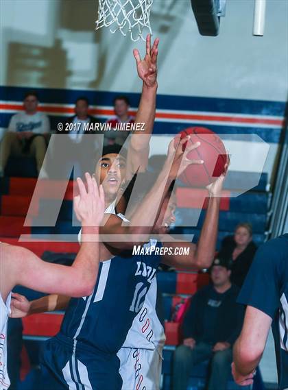 Thumbnail 1 in Loyola @ Chaminade photogallery.