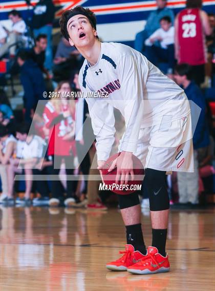 Thumbnail 2 in Loyola @ Chaminade photogallery.