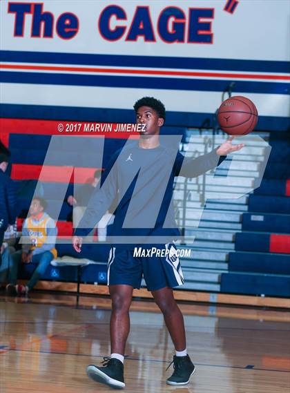 Thumbnail 1 in Loyola @ Chaminade photogallery.