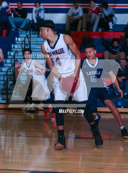 Thumbnail 2 in Loyola @ Chaminade photogallery.