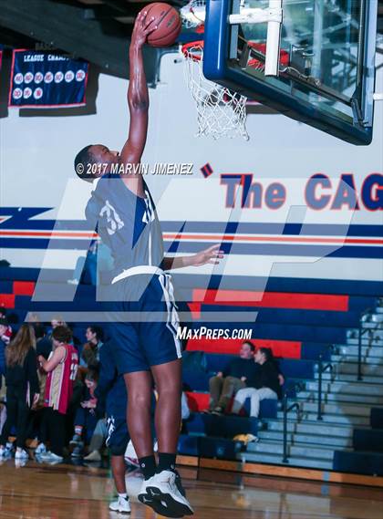 Thumbnail 3 in Loyola @ Chaminade photogallery.