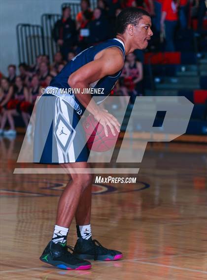Thumbnail 1 in Loyola @ Chaminade photogallery.