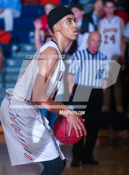 Thumbnail 1 in Loyola @ Chaminade photogallery.