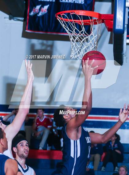 Thumbnail 2 in Loyola @ Chaminade photogallery.