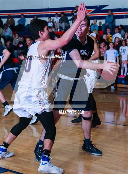Thumbnail 2 in Loyola @ Chaminade photogallery.