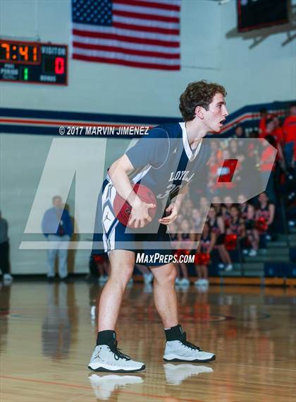 Thumbnail 2 in Loyola @ Chaminade photogallery.