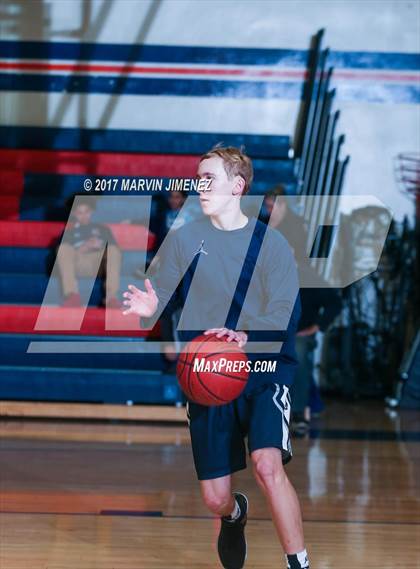 Thumbnail 3 in Loyola @ Chaminade photogallery.