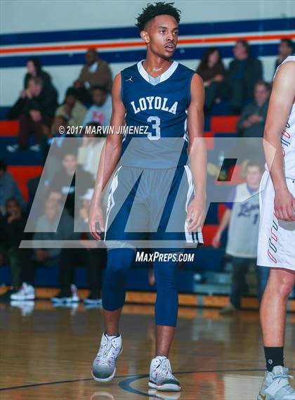 Thumbnail 1 in Loyola @ Chaminade photogallery.