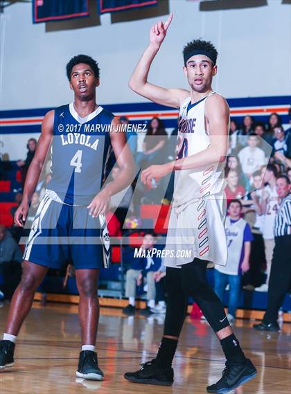 Thumbnail 2 in Loyola @ Chaminade photogallery.