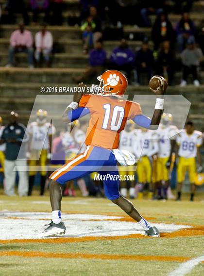 Thumbnail 1 in Booker T. Washington @ Chilton County photogallery.