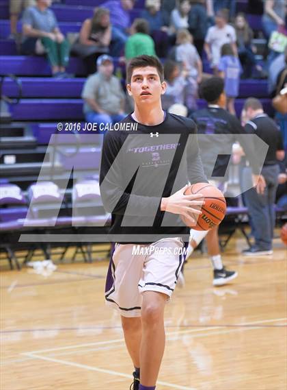 Thumbnail 2 in Boerne Vs Lake View (Boerne ISD Tournament) photogallery.