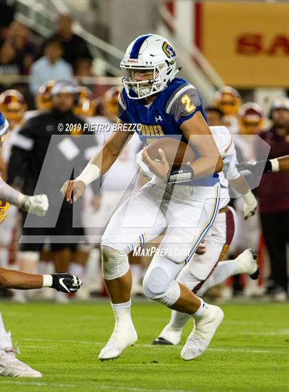 Thumbnail 3 in Serra vs. Menlo-Atherton photogallery.