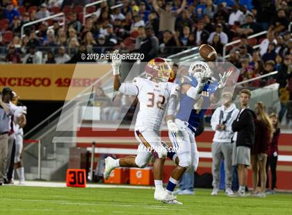 Thumbnail 2 in Serra vs. Menlo-Atherton photogallery.