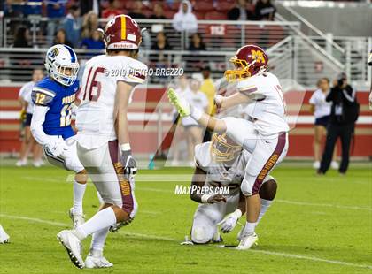 Thumbnail 3 in Serra vs. Menlo-Atherton photogallery.
